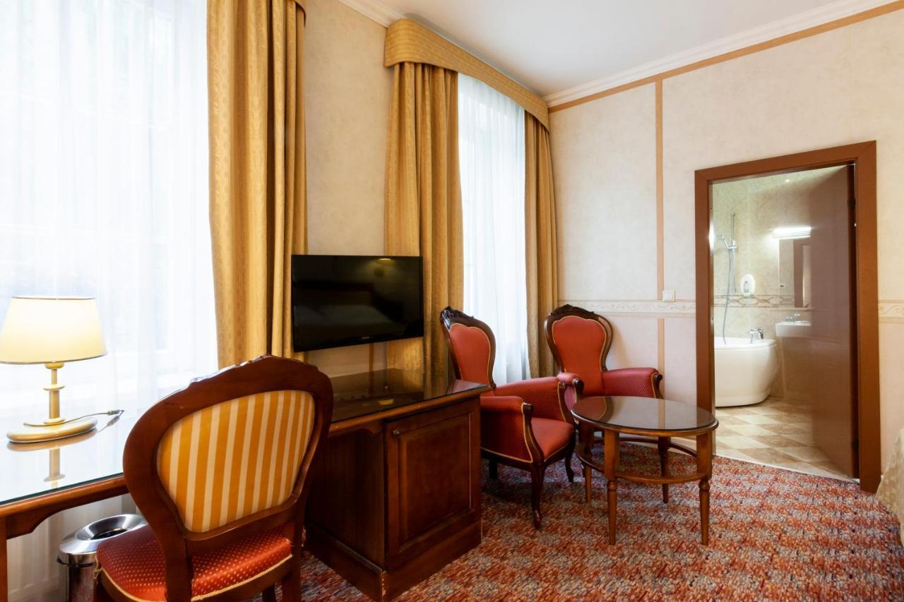 Story Inn Self Check-In Hotel Wilno Zewnętrze zdjęcie